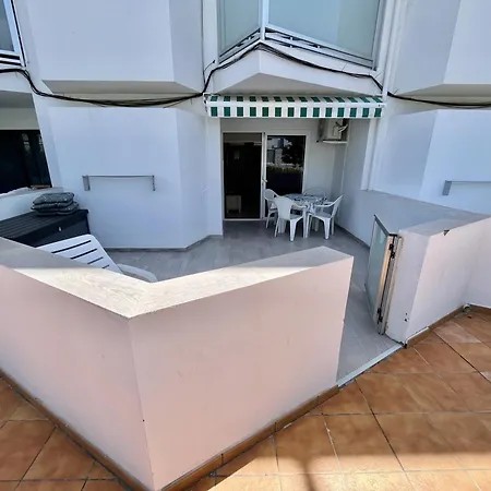 Estupendo Con Dos Μασπαλόμας