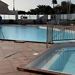 Estupendo Con Dos *