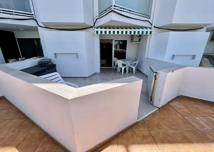 Estupendo Con Dos Maspalomas (Gran Canaria)